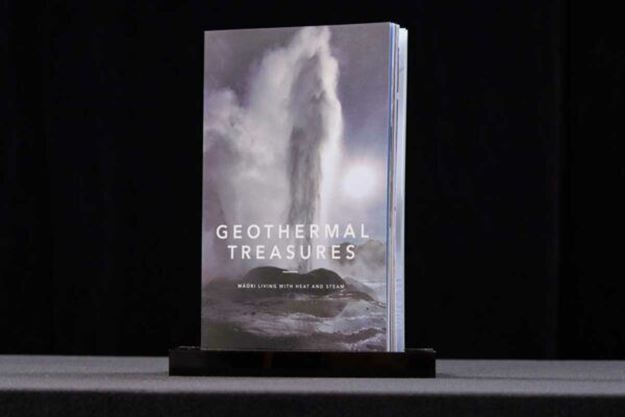Picture of Geothermal Treasures: Māori Living with Heat & Steam