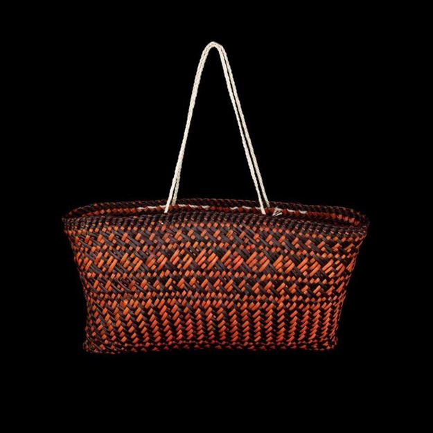 Picture of Kete Whakairo - 5075ML