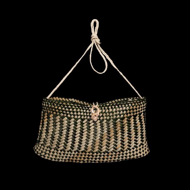 Picture of Kete Whakairo - 4908TE