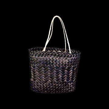 Picture of Kete Whakairo - 5804RW