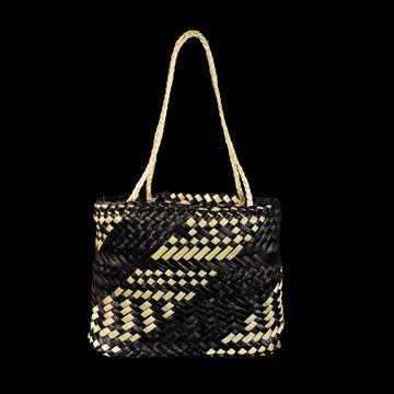 Picture of Kete Whakairo - 6673AM