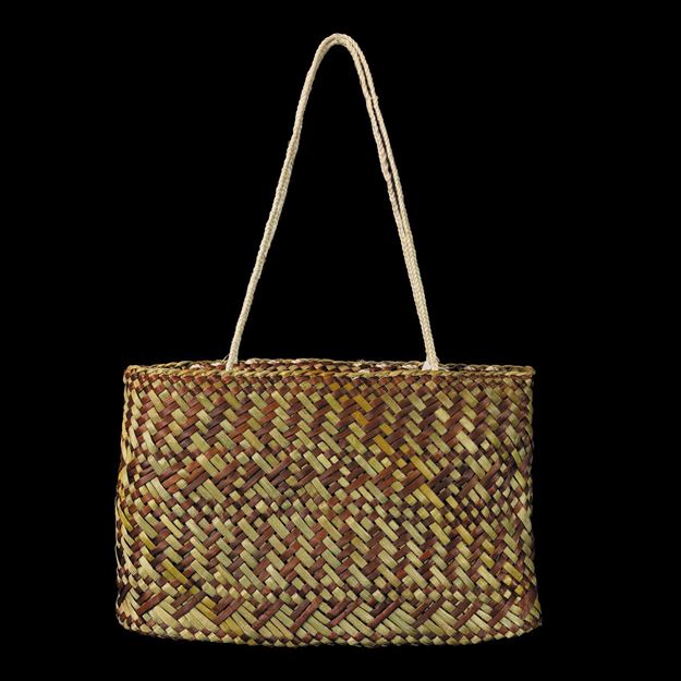 Picture of Kete Whakairo - 5951LW