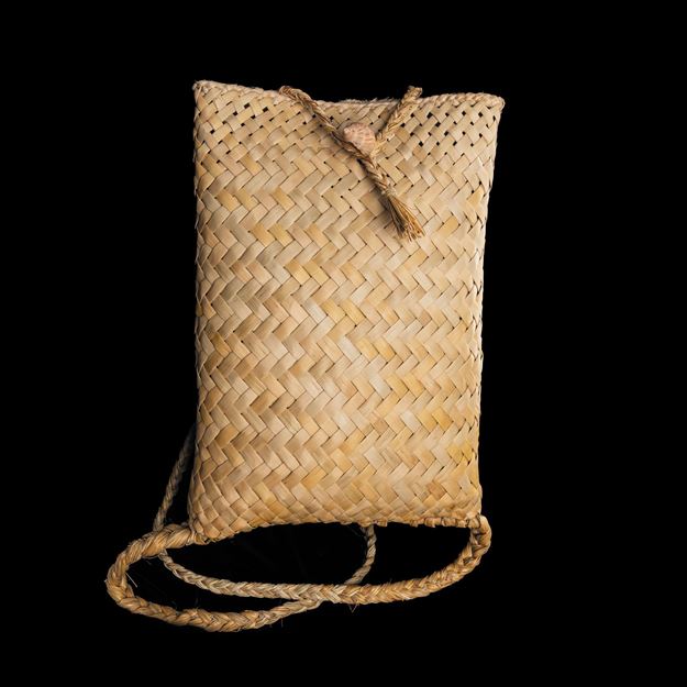 Picture of Kete Pikau - 8108KB